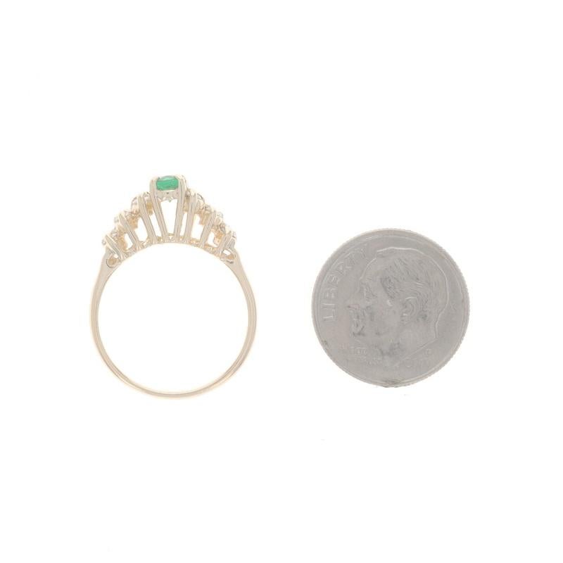 Bague en or jaune 14 carats avec diamant émeraude ovale de 1,00 carat en vente 1
