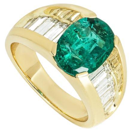 Yellow Gold Emerald & Diamond Ring 2.25ct