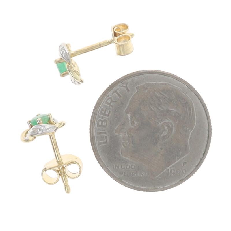 Orecchini con diamante smeraldo in oro giallo - 18k Round 4.26ctw Pierced In condizioni ottime in vendita a Greensboro, NC