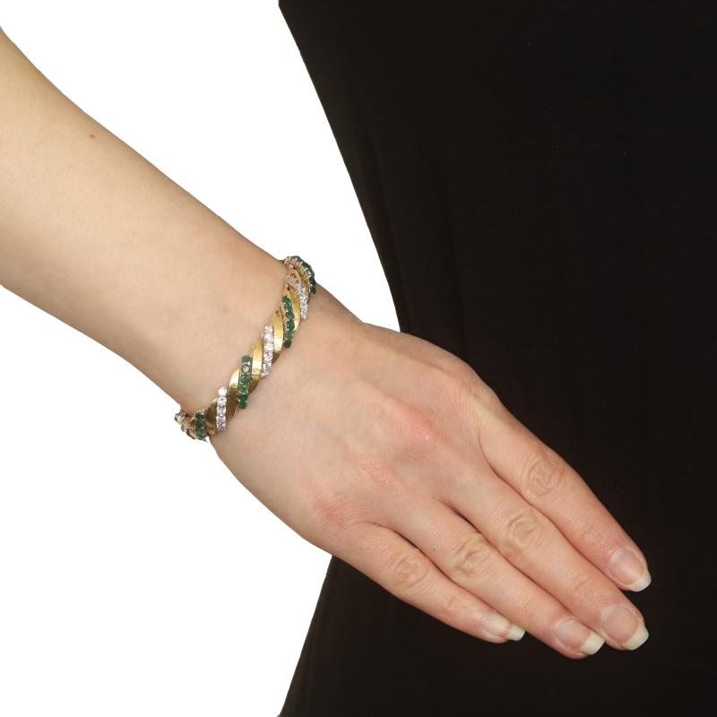 Taille ronde Yellow Gold Emerald & Diamond Vintage Link Bracelet 6 1/2