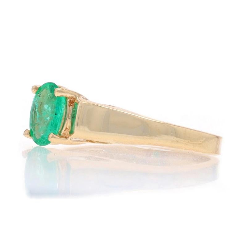 Yellow Gold Emerald Solitaire Ring - 10k Oval .85ct Cathedral In Excellent Condition For Sale In Greensboro, NC