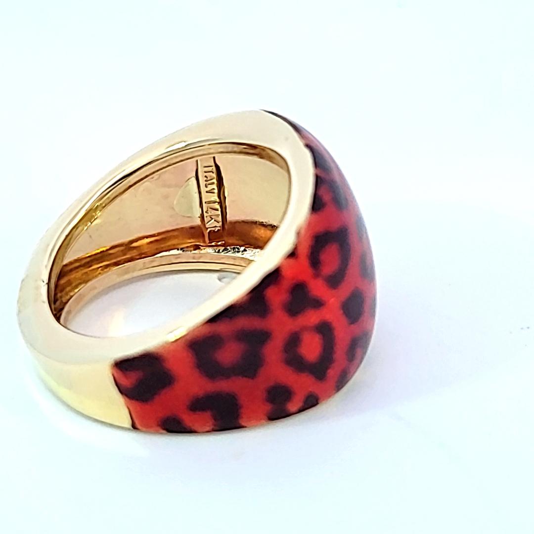 Yellow Gold Enamel Ring For Sale 1