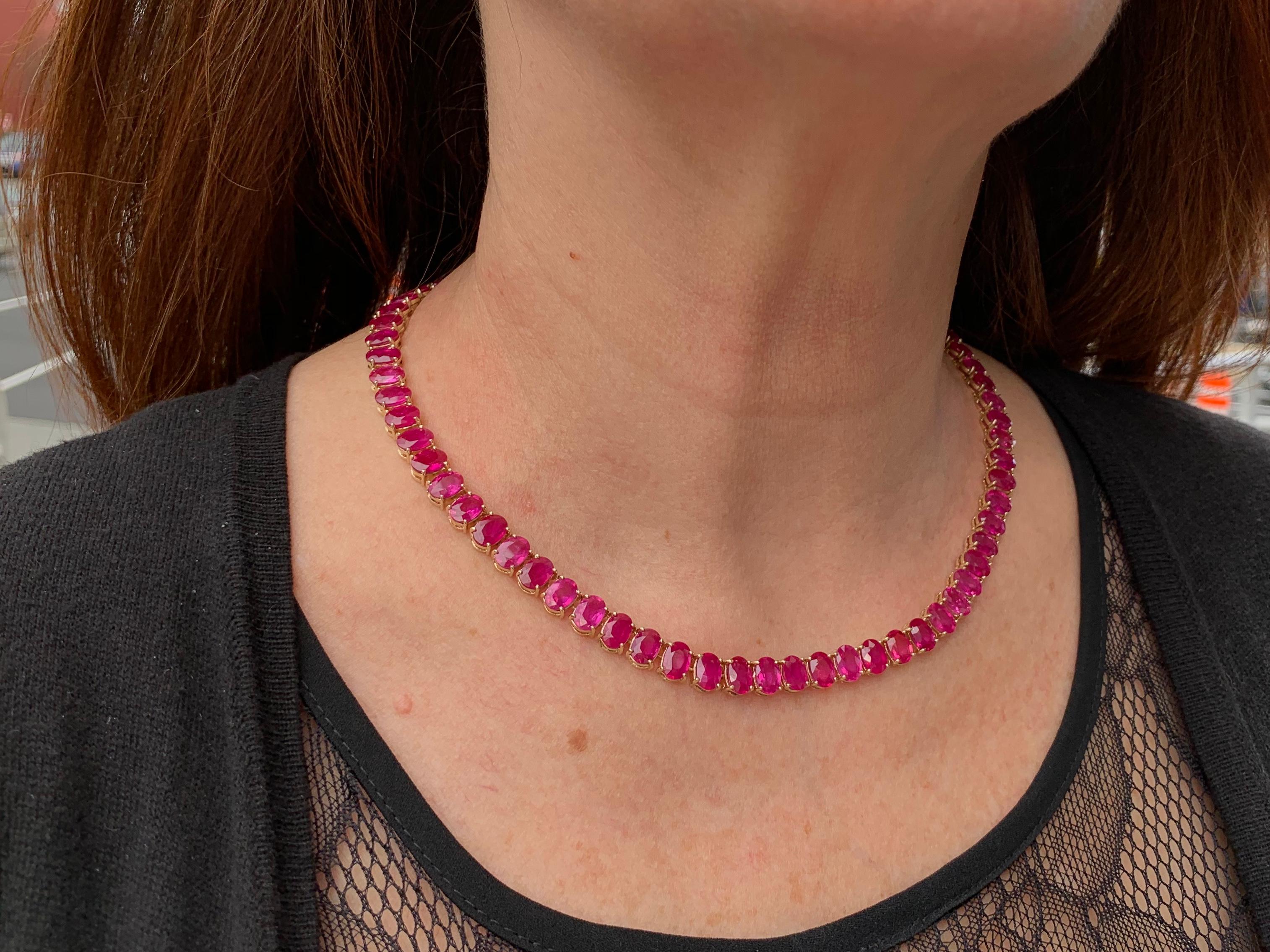 Endless Oval Ruby Necklace in Yellow Gold For Sale 2