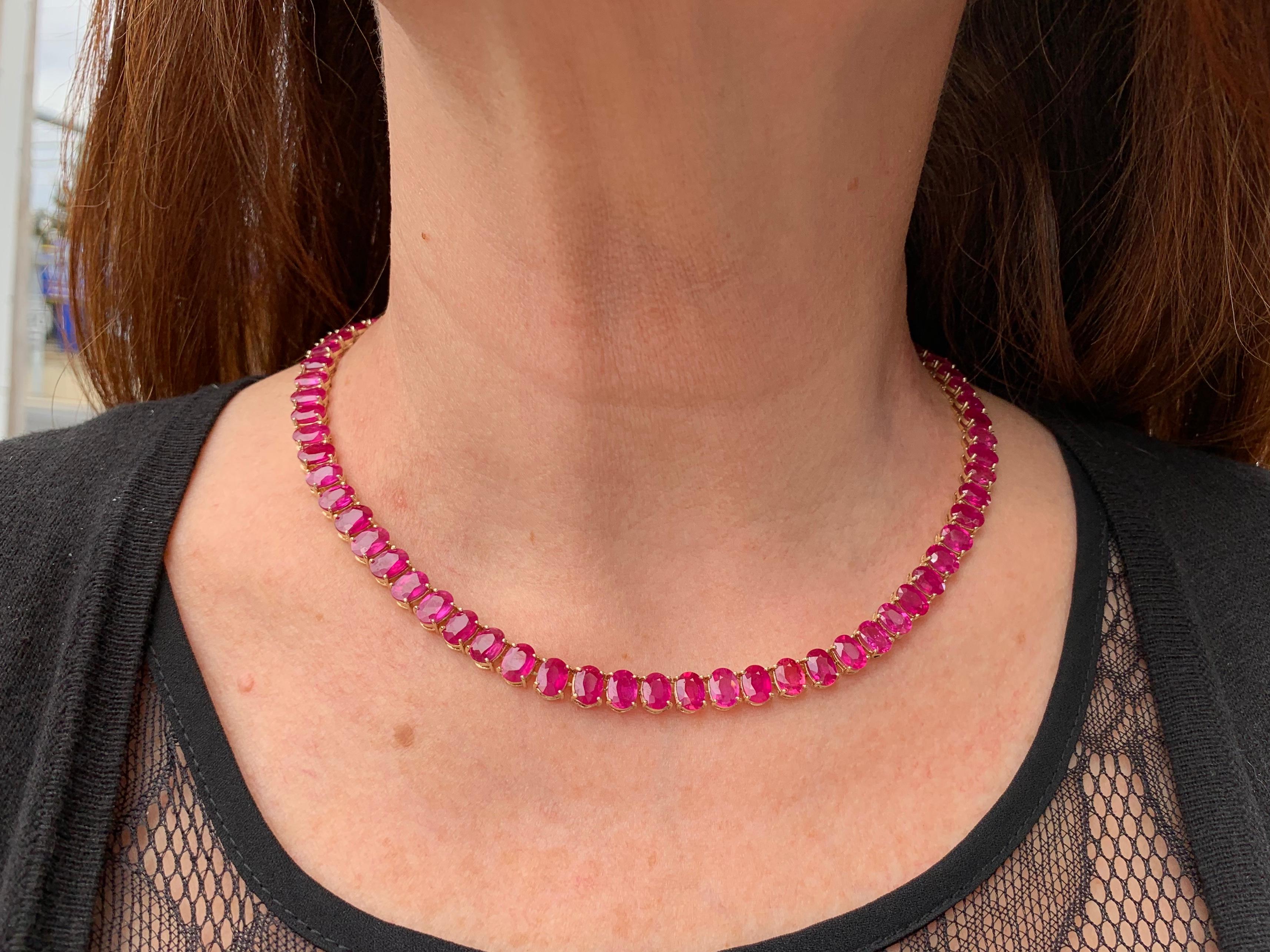 Endless Oval Ruby Necklace in Yellow Gold For Sale 3