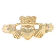 Yellow Gold Etched Claddagh Ring - 14k Friendship Love Marriage