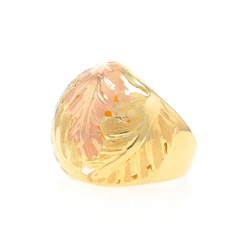 Anneau en or jaune avec dôme en forme de feuille de chêne - 18k Nature Ring Italy Pour femmes en vente