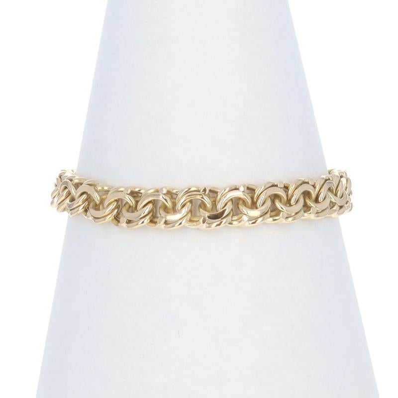 Contenu du métal : Or jaune 18k

Style de chaîne : Câble fantaisie
Style de bracelet : Chaîne
Type de fermeture : Fermoir à onglet avec fermoir de sécurité latéral

Mesures

Largeur de la chaîne : 9,4 mm (3/8