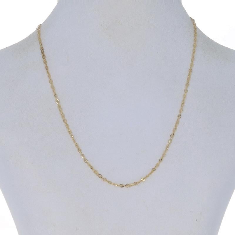 Metal Content: 14k Yellow Gold

Chain Style: Fancy
Necklace Style: Chain
Fastening Type: Spring Ring Clasp

Measurements

Length: 15