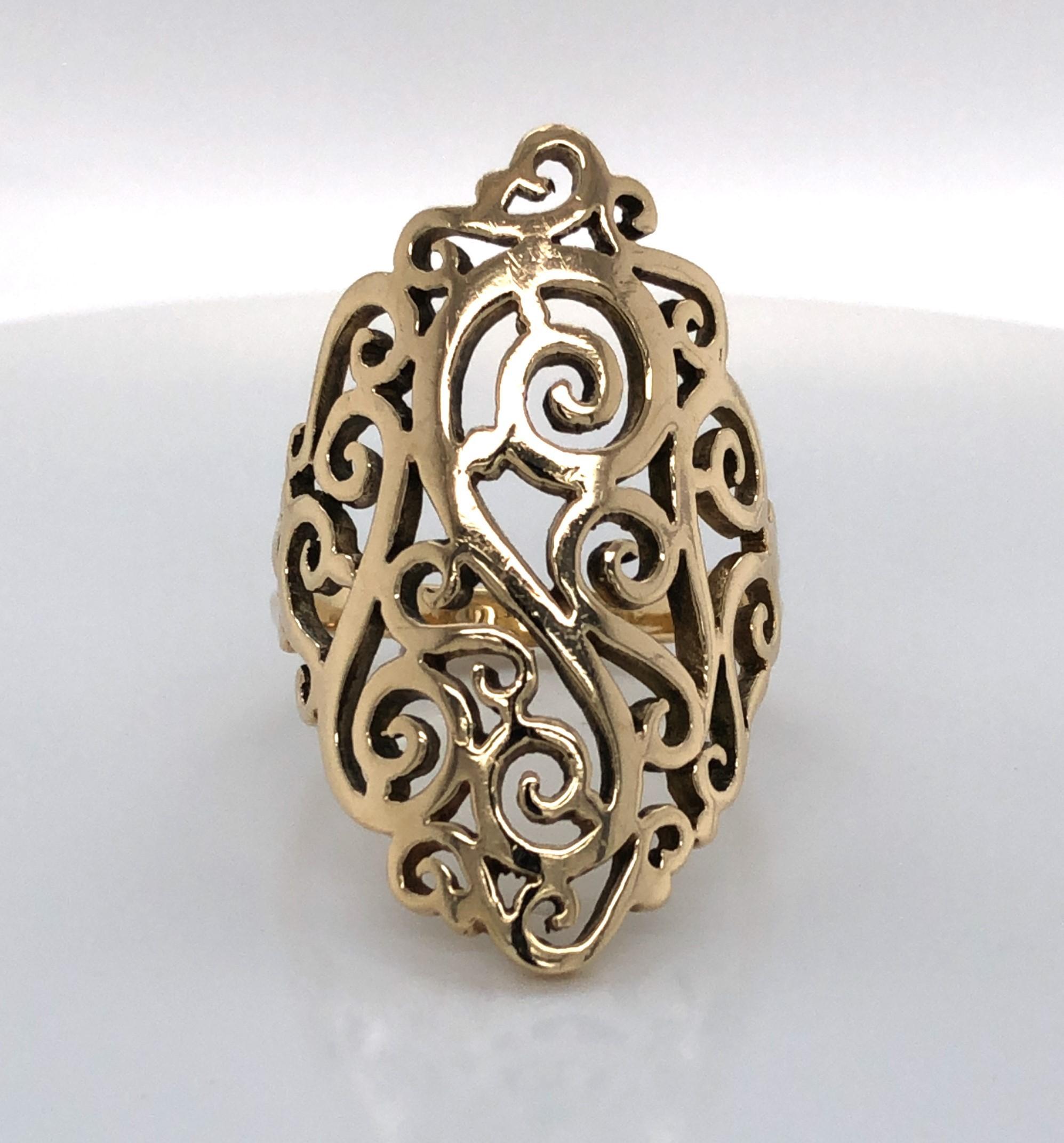 14 Karat Yellow Gold Fancy Filigree Cocktail Ring In Good Condition In Mount Kisco, NY