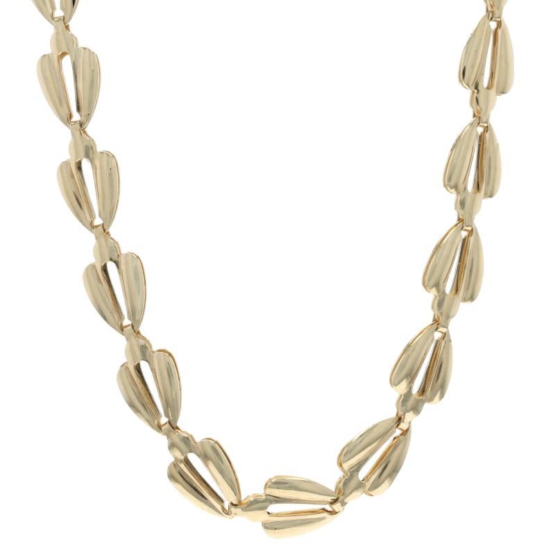 Metal Content: 14k Yellow Gold

Necklace Style: Fancy Link
Fastening Type: Lobster Claw Clasp

Measurements

Length: 18