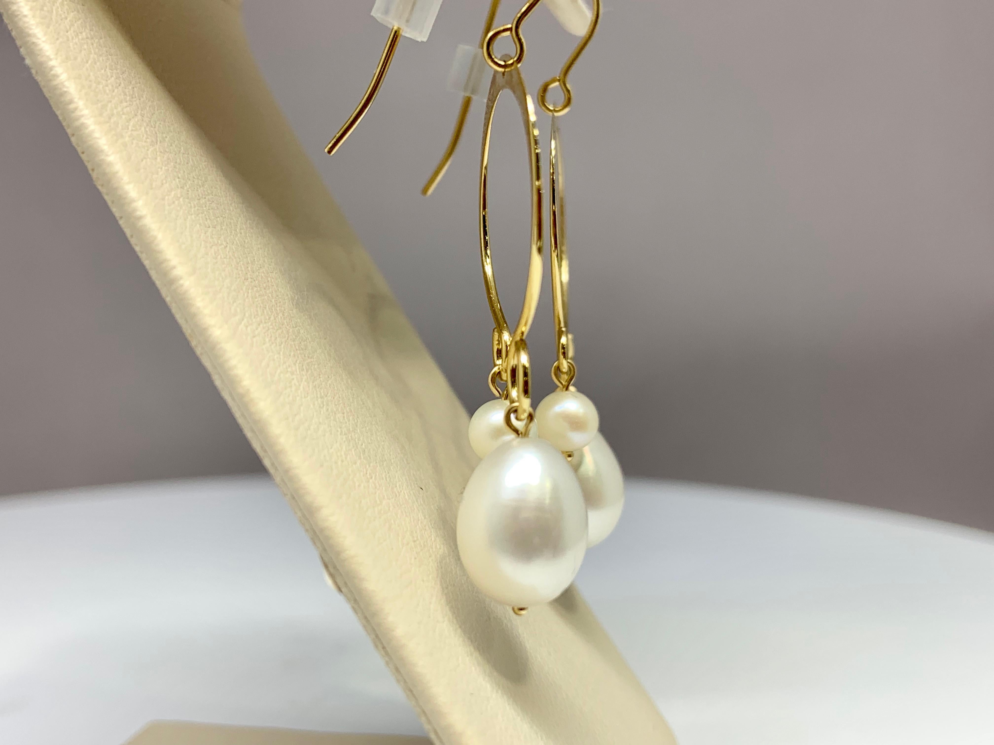 Yellow Gold Fancy Staggered Pearl Drop Earrings In New Condition In Gainesville , FL