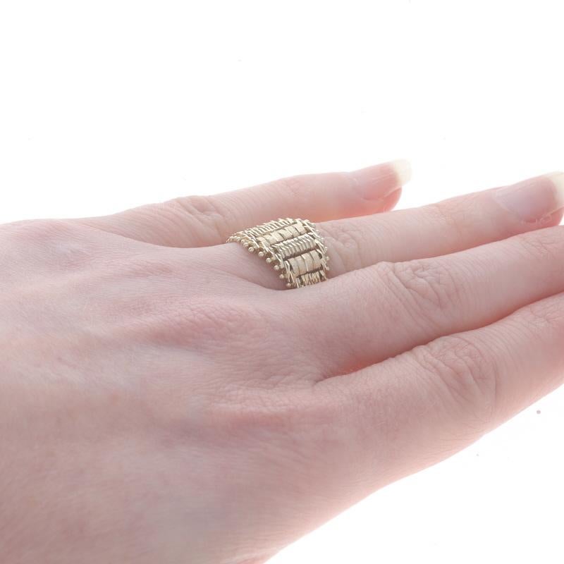 Yellow Gold Fancy Woven Chain Statement Band - 14k Ring Sz 7 For Sale 1