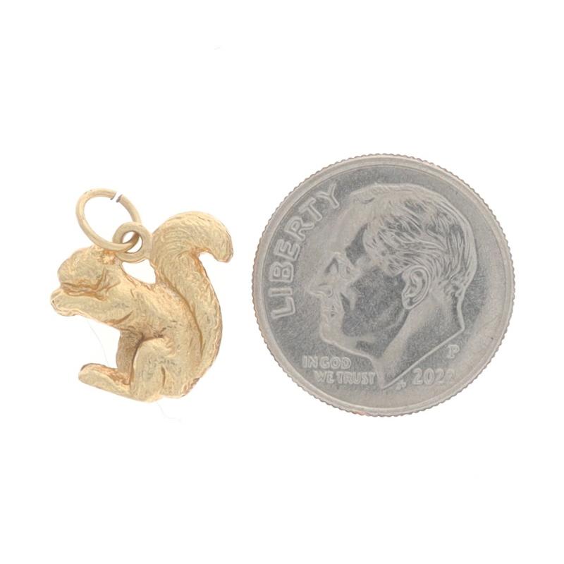 Women's Yellow Gold Feasting Squirrel Charm - 14k Sitting Rodent Pendant For Sale