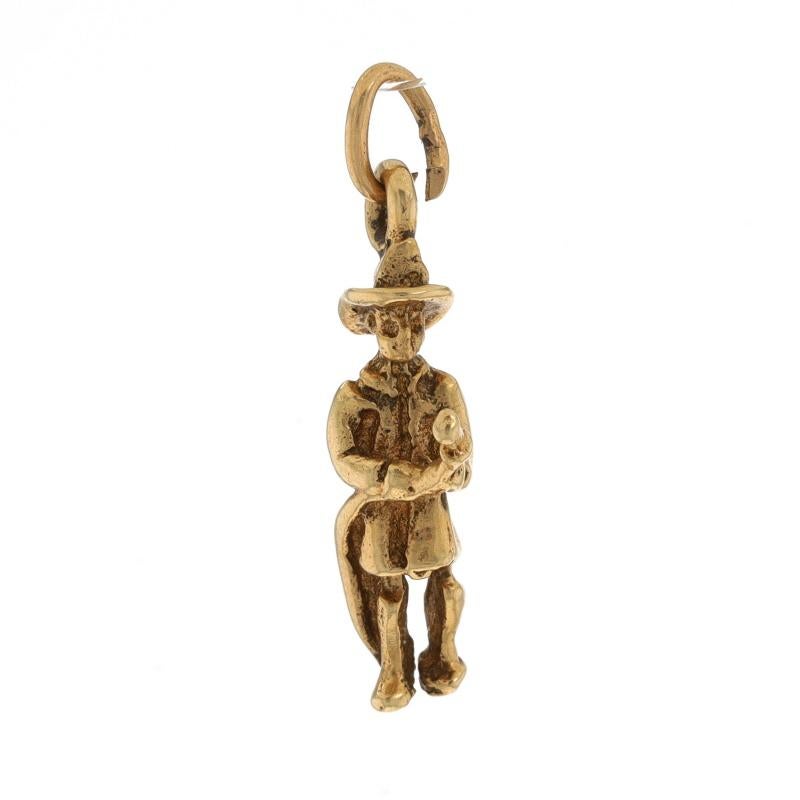 Metal Content: 14k Yellow Gold

Theme: Firefighter, First Responder

Measurements
Tall (from stationary bail): 13/16