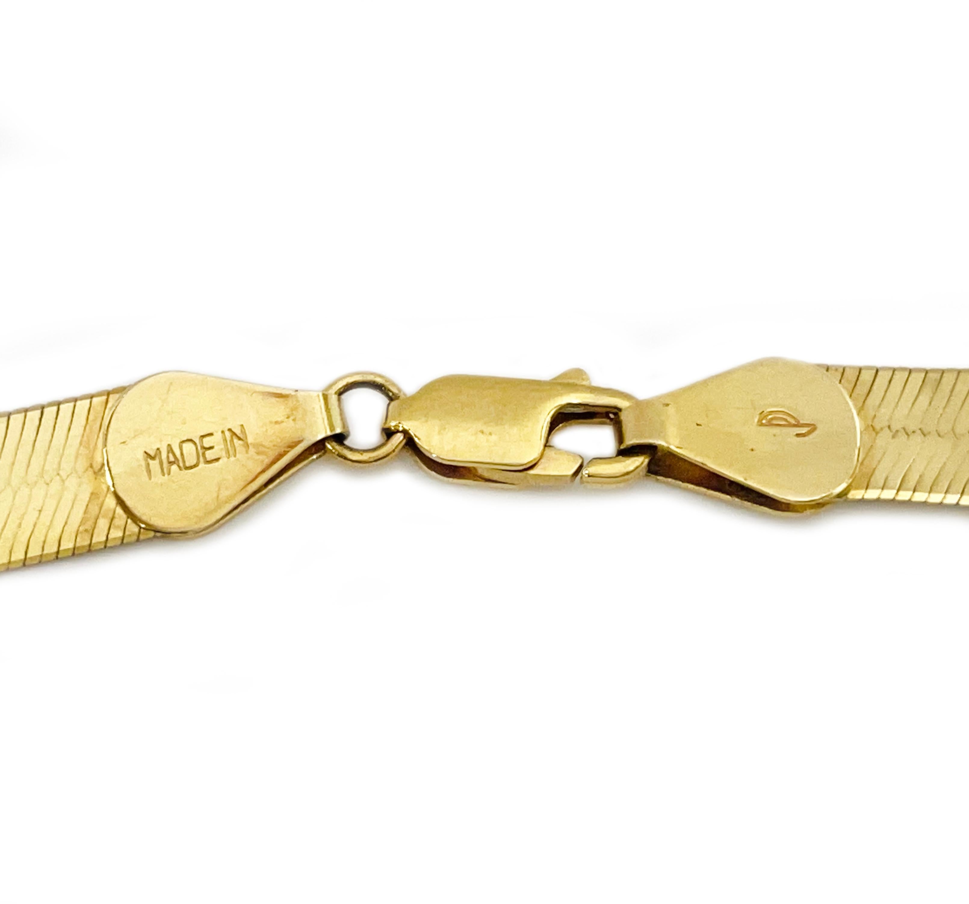 Yellow Gold Flat Herringbone Necklace In Good Condition For Sale In Palm Desert, CA