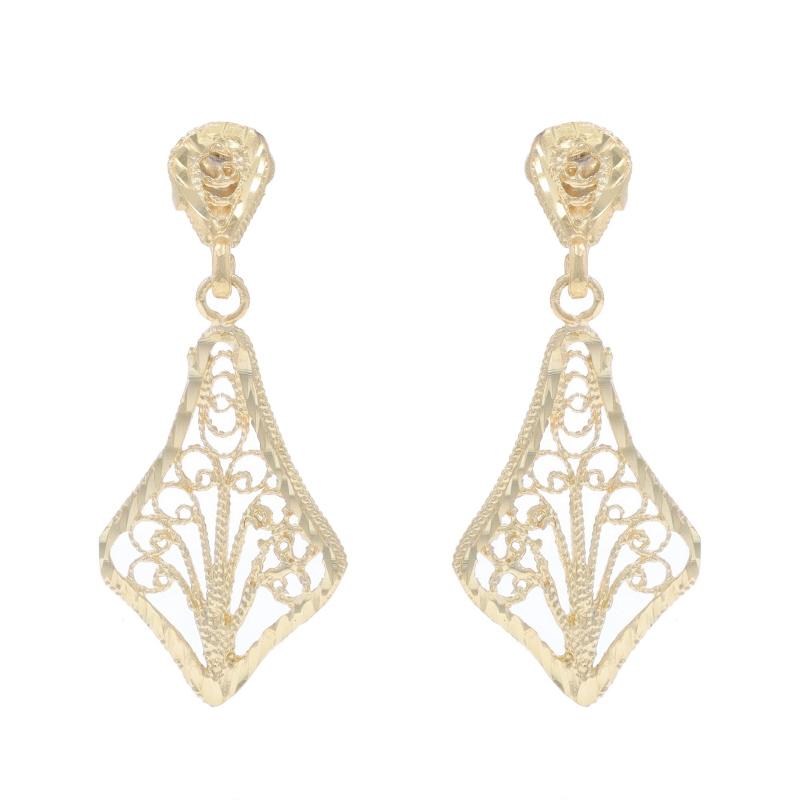 Metal Content: 14k Yellow Gold

Style: Dangle
Fastening Type: Butterfly Closures
Theme: Flourishing Scroll Fan

Measurements

Tall: 1 5/32