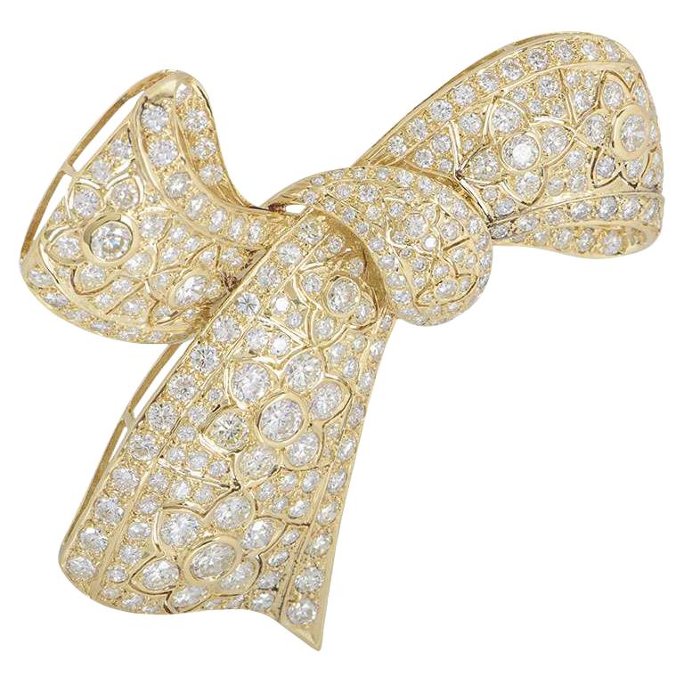 Yellow Gold Flower Design Diamond Set Bow Brooch 10.29 Carat
