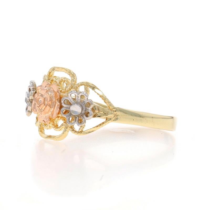 Bague en or jaune avec trois fleurs - 14k Botanical Pour femmes en vente