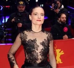 Yellow Gold Flowers Clip-on Drop Earrings with Diamonds and Detachable Garnets