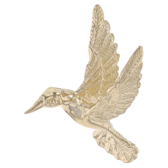 Yellow Gold Flying Hummingbird Pendant - 14k Nature For Sale