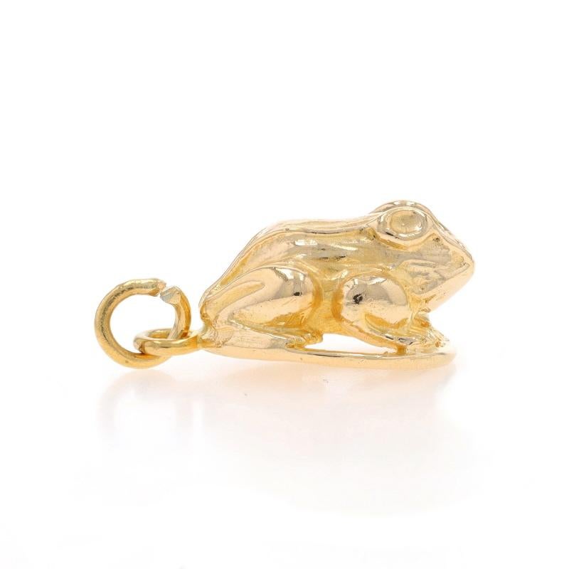 Frosch-Anhänger aus Gelbgold - 14k Amphibian im Zustand „Hervorragend“ in Greensboro, NC