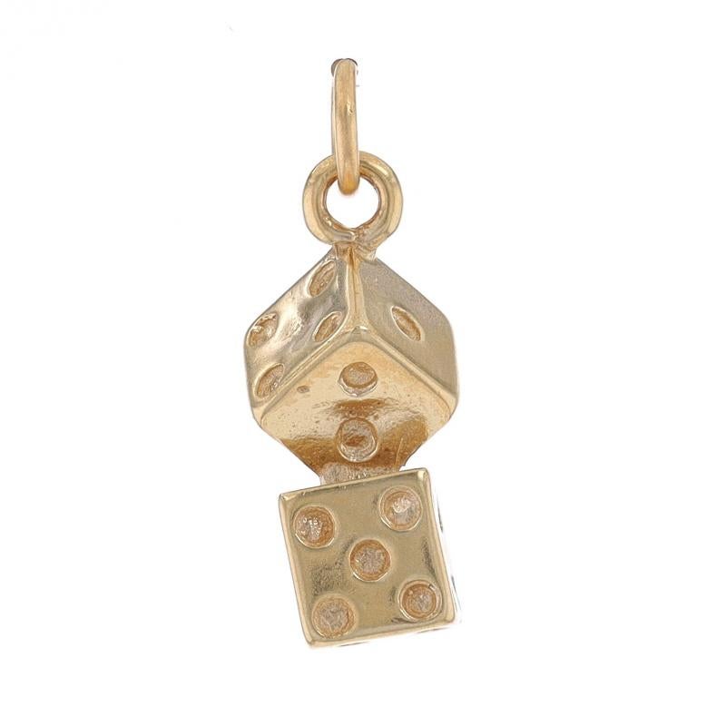 Yellow Gold Gaming Dice Charm - 14k Casino Gambling Dice Games In Excellent Condition For Sale In Greensboro, NC