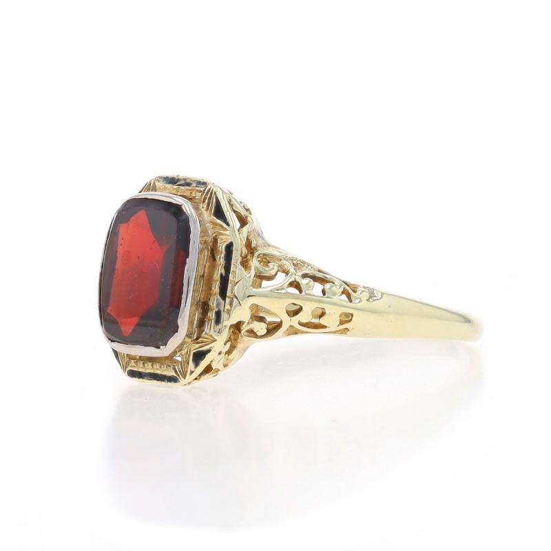 Cushion Cut Yellow Gold Garnet Art Deco Solitaire Ring - 14k Rect Cushion Vintage Filigree For Sale