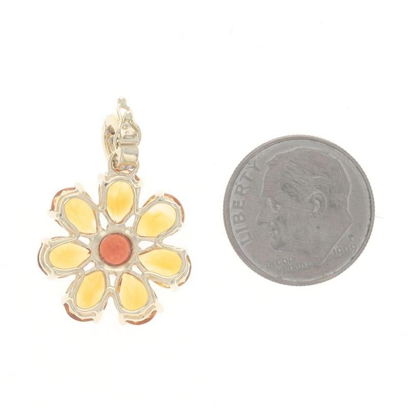 Ciondolo in oro giallo con granato, citrini, diamanti e calendule 14k, rotondo, 5,17 ct. In condizioni ottime in vendita a Greensboro, NC