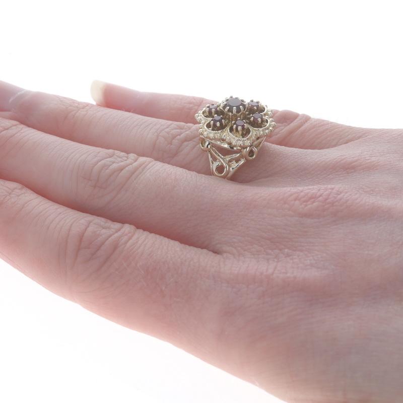 Women's Yellow Gold Garnet Cluster Cocktail Ring - 14k Round .60ctw Flower For Sale