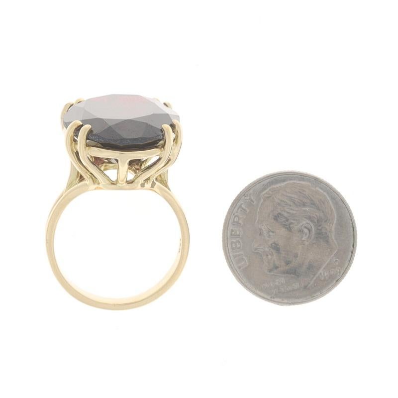 Bague solitaire cocktail ovale en or jaune 18 carats, 17,50 carats, Italie en vente 1