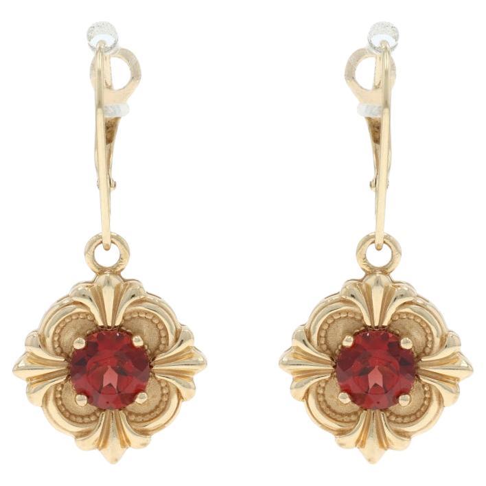 Boucles d
oreilles pendantes en or jaune grenat - 14k Round 2.00ctw Pierced en vente