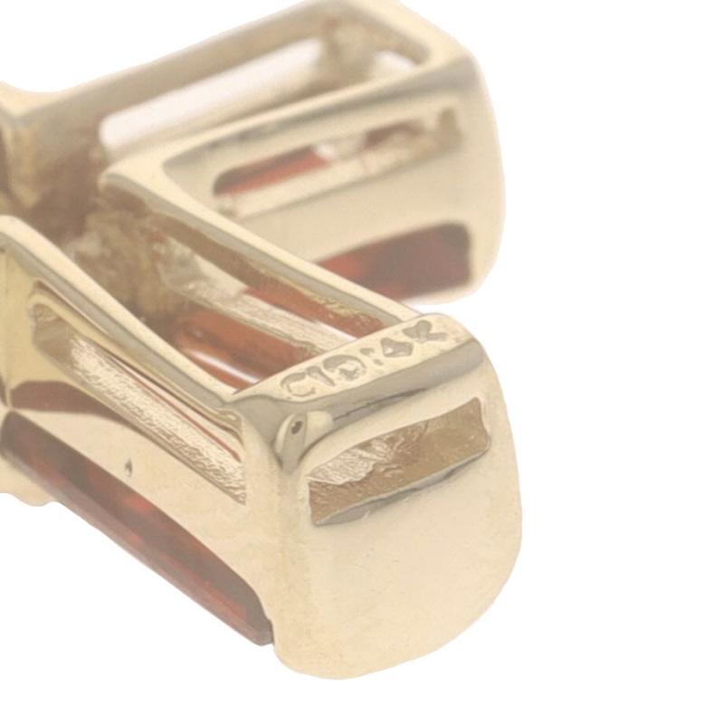 Collier croix en or jaune grenat diamant 17