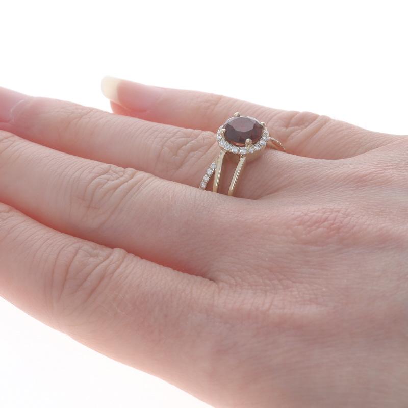 Women's Yellow Gold Garnet Diamond Halo Ring - 14k Round 1.86ctw For Sale