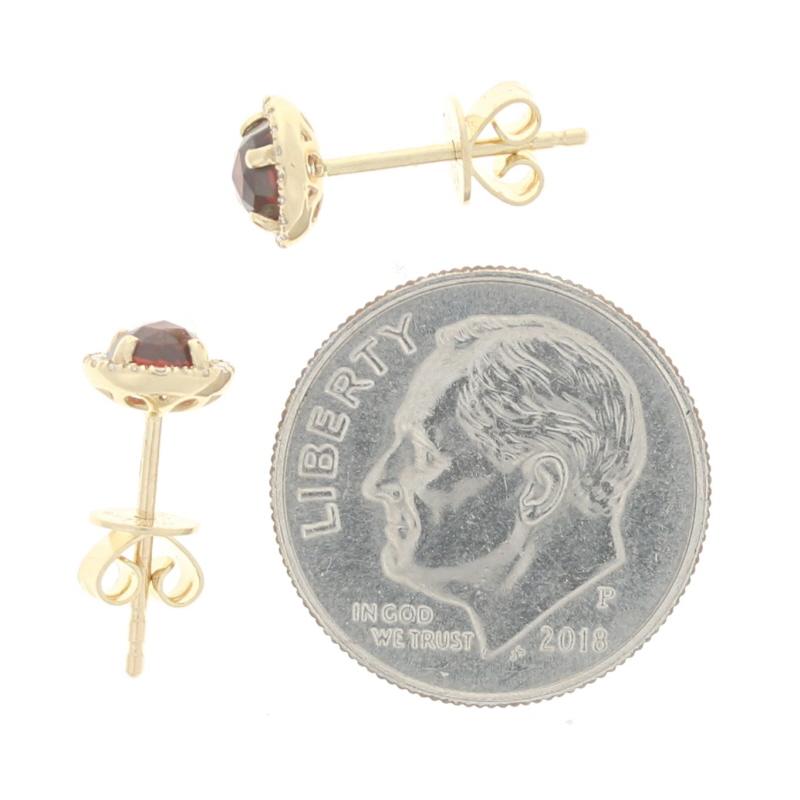 Boucles d'oreilles en or jaune grenat et diamant - 14k Round Rose .48ctw Pierced Pour femmes en vente