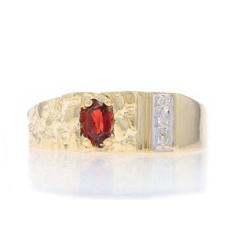 Größe: 10
Gebühr für Größenanpassung: 2 Größen höher für $35 oder 2 Größen niedriger für $25

Metall Inhalt: 10k Gelbgold & 10k Weißgold

Informationen zu Stein

Natürlicher Granat
Karat(e): .25ct
Schliff: Oval
Farbe: Rot

Natürliche