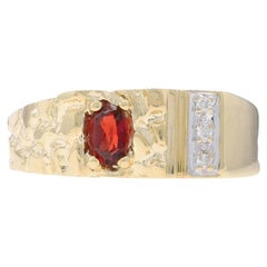 Anello da uomo in oro giallo con granato e diamante - 10k Oval .27ctw Nugget