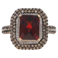 Anillo Diamante Granate Oro Amarillo 10k Damasco Corte Esmeralda 4.80ctw Triple Halo
