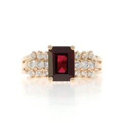 Yellow Gold Garnet Diamond Ring - 14k Emerald 2.07ctw