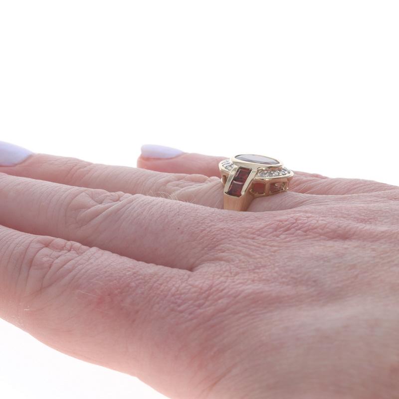 Bague en or jaune grenat diamant - 14k Oval 2.94ctw Pour femmes en vente