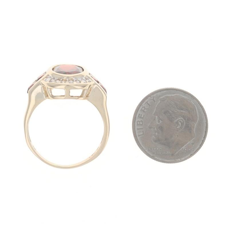 Bague en or jaune grenat diamant - 14k Oval 2.94ctw en vente 1