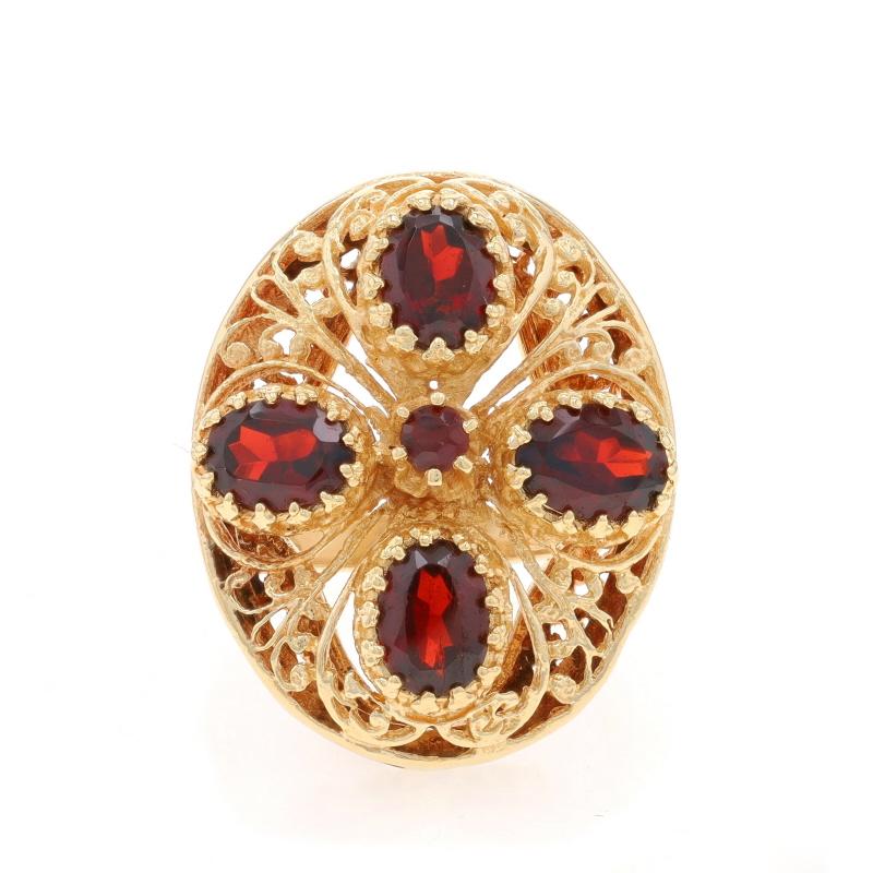 Taille : 7
Frais de taille : Up&Up 2 tailles pour $50 ou Down 2 tailles pour $40

Contenu du métal : Or jaune 14k

Informations sur les pierres

Grenats naturels
Carat(s) : 4.13ctw
Coupe : Ovale et ronde
Couleur : Rouge

Total des carats :