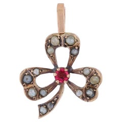 Yellow Gold Garnet Pearl Victorian Three-Leaf Clover Pendant 9k Antique Shamrock