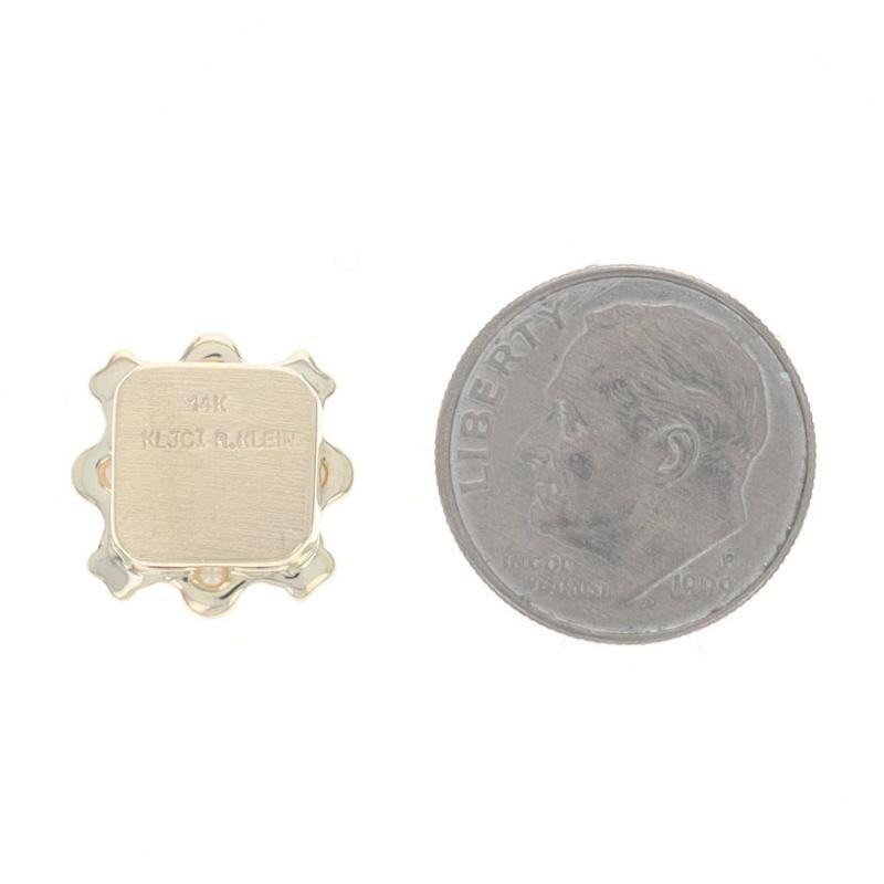 Colgante de oro amarillo con perlas granate - 14k cuadrado .94ct en Excelente estado para la venta en Greensboro, NC