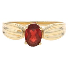 Yellow Gold Garnet Solitaire Ring - 10k Oval 1.00ct