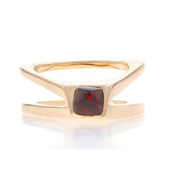 Yellow Gold Garnet Solitaire Ring - 14k Square Cabochon Geometric Triangular