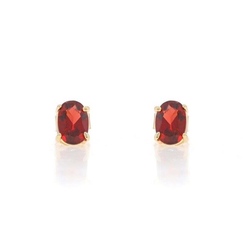 Yellow Gold Garnet Stud Earrings - 14k Oval 1.10ctw Pierced In Excellent Condition For Sale In Greensboro, NC