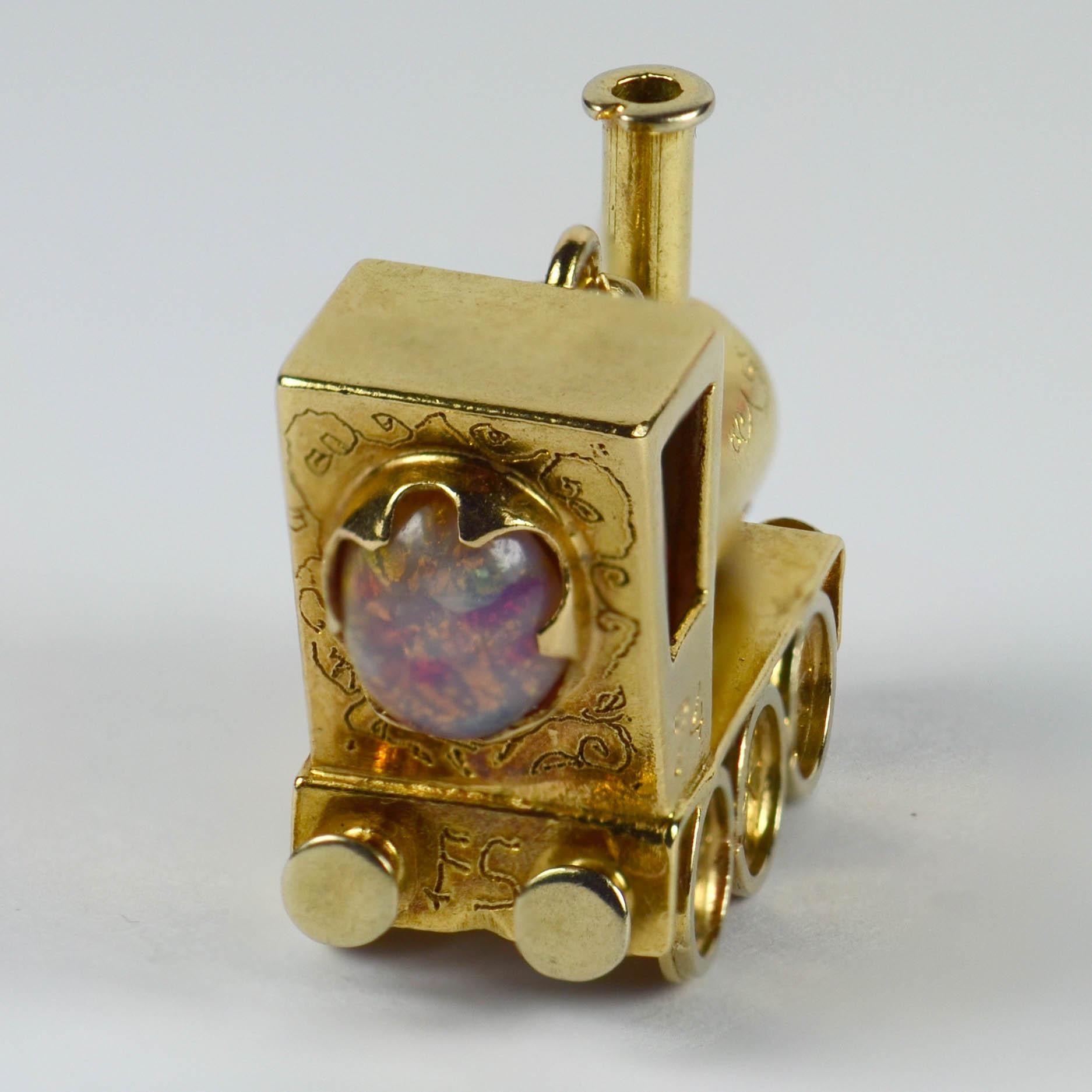 Yellow Gold Gemset Steam Train Engine Charm Pendant In Good Condition In London, GB