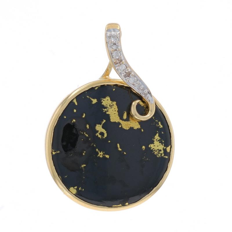 Contenu métallique : Or jaune 14k et or blanc 14k

Informations sur les pierres

Goldenite naturelle
Coupe : Cabochon rond

Diamants naturels
Carat(s) : .05ctw
Coupe : Brillant rond
Couleur : H - I
Clarté : SI1 - SI2

Mesures

Grandeur (à partir de