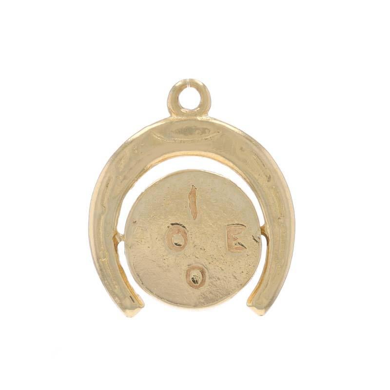 Breloque Good Luck Spinner en or jaune - 14k Pendentif I Love You Moves Excellent état - En vente à Greensboro, NC