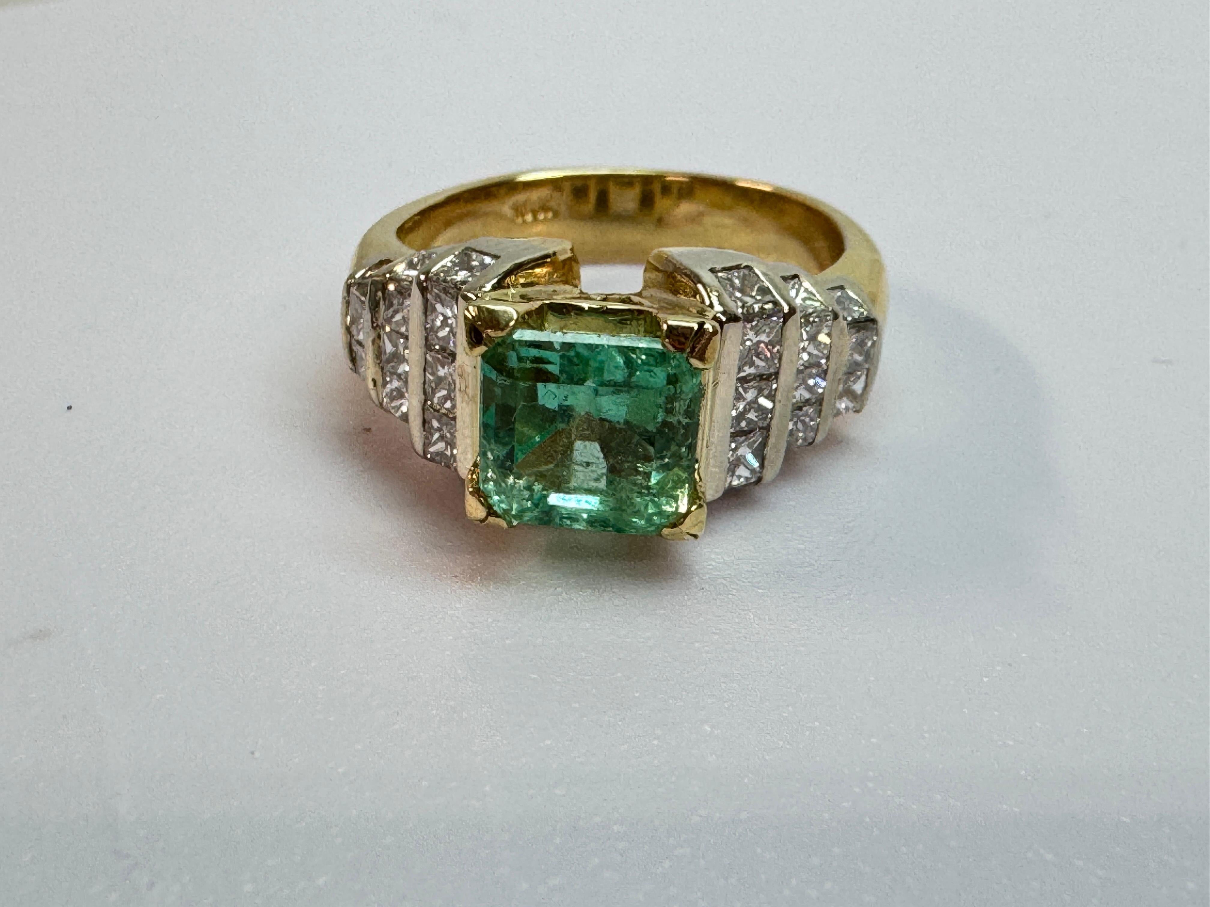 Yellow Gold Green Beryl Diamond Ring For Sale 3